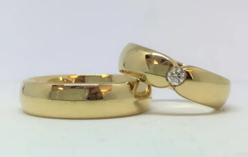 CT6 - 14 kt vielsesringe med 0,10 ct
