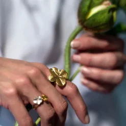 Flora Danica - Statement firkløver ring, 22kt forgyldt sølv - flc-stri-g