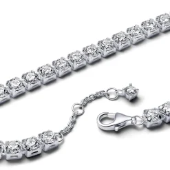 Pandora - Funklende tennisarmbånd i sølv - 593539c01