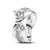 Pandora - Krydsende sløjfering i sterling sølv med zirkonia - 193553c01