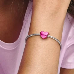 Pandora - Metalisk Pink hjerte med emalje - 793337c03