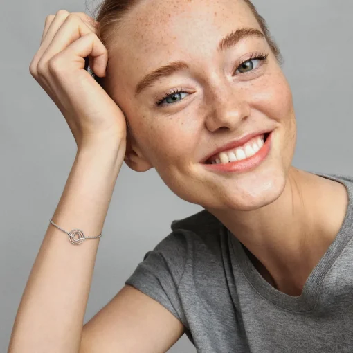 Pandora - To  farvet signatur logo armbånd med sten - 582741c01