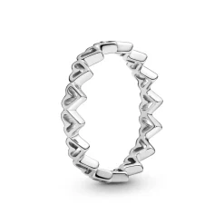 198696- Pandora ring i sølv med hjerter