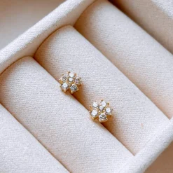 Scrouples - 8 karat guld blomster ørestikker - 124803