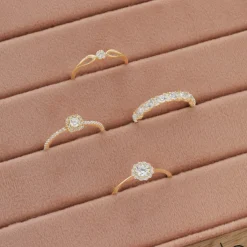 Scrouples - 8 karat guld ring med rosette - 715123